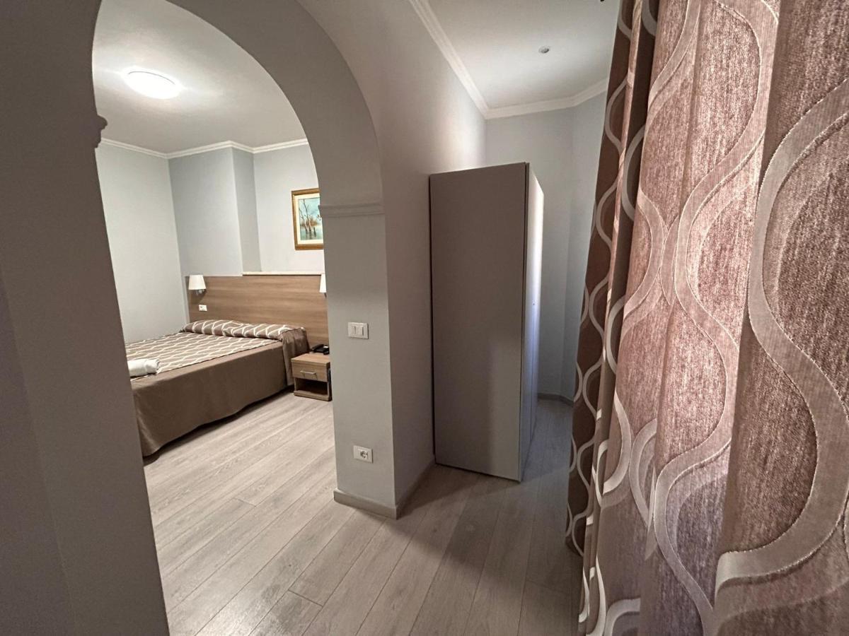 רומא Accommodation Corallo מראה חיצוני תמונה